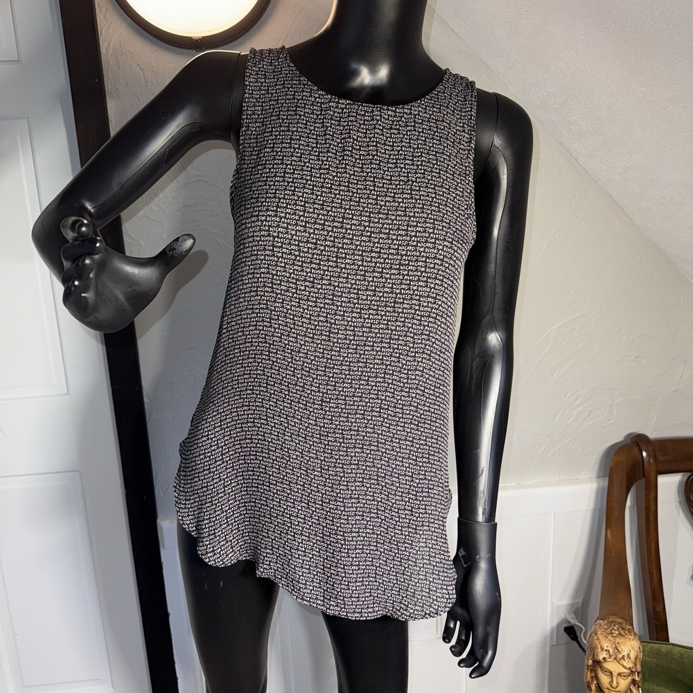 Haute Hippie Silk BlackSleeveless Blouse Oversized Small Key Hole Dramatic‎ Back